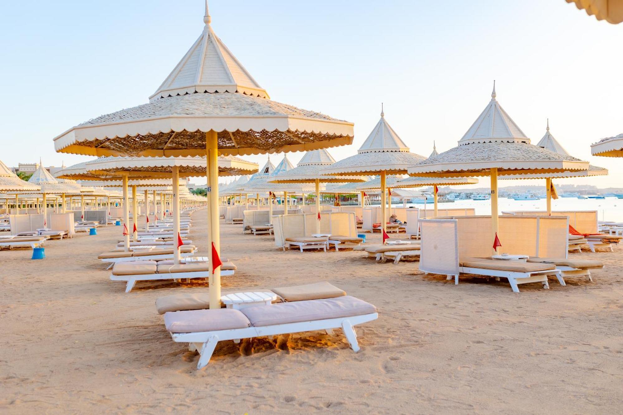 The Grand Hotel, Hurghada Bagian luar foto