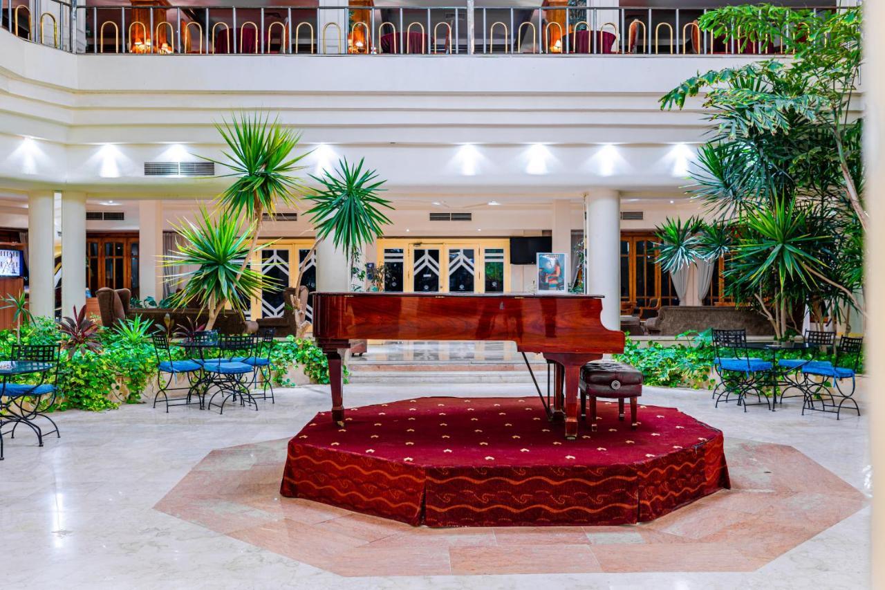 The Grand Hotel, Hurghada Bagian luar foto